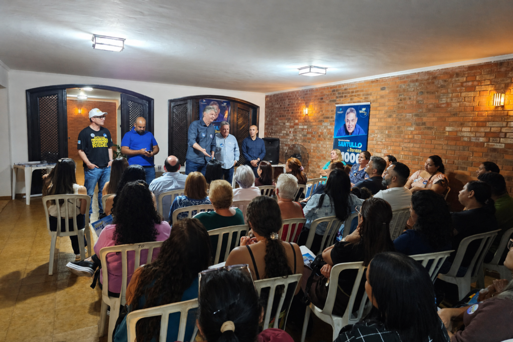 Jaime Verruck e Santullo participam de “adesivaço” e falam sobre propostas em Três Lagoas
