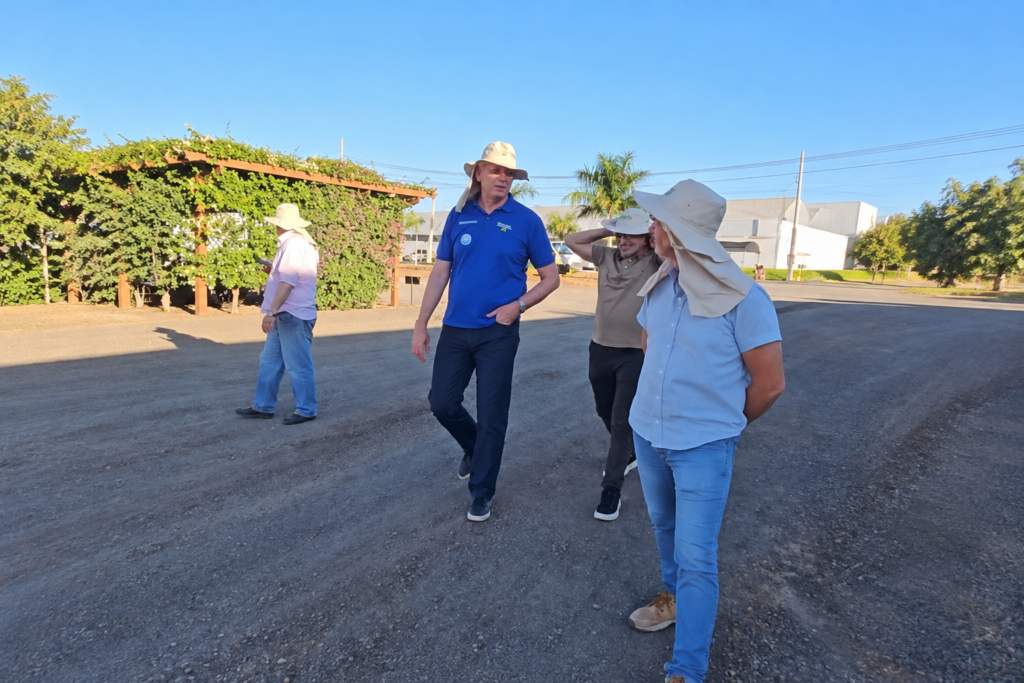 Jaime Verruck percorre três municípios da Costa Leste do estado